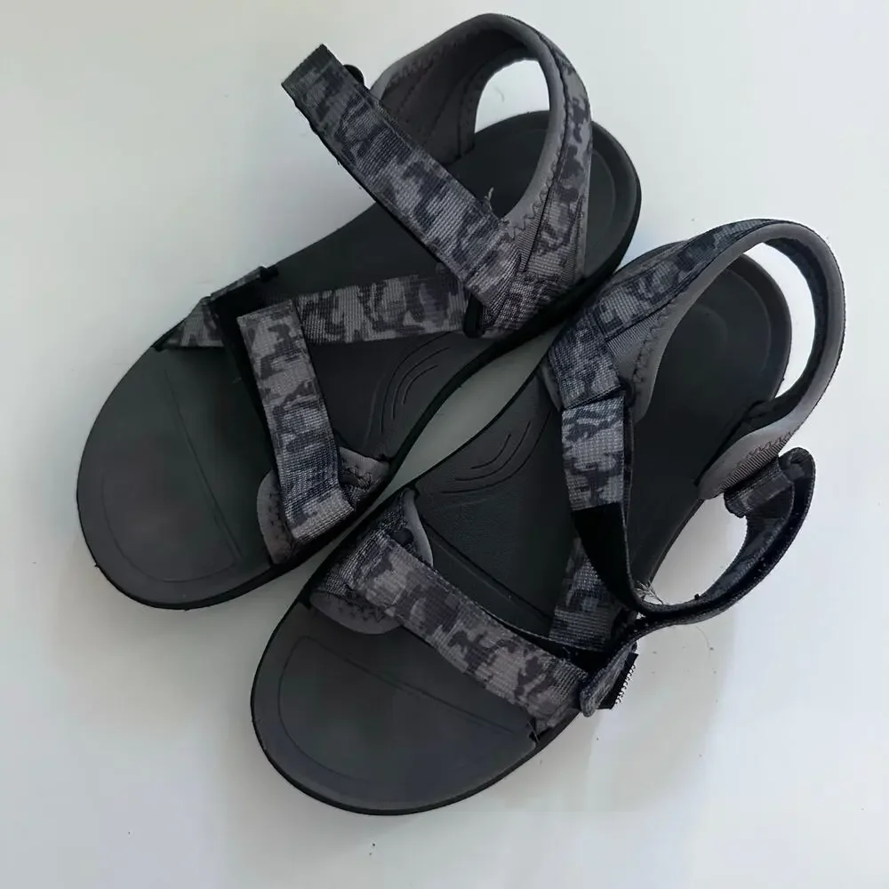 Northside sandals